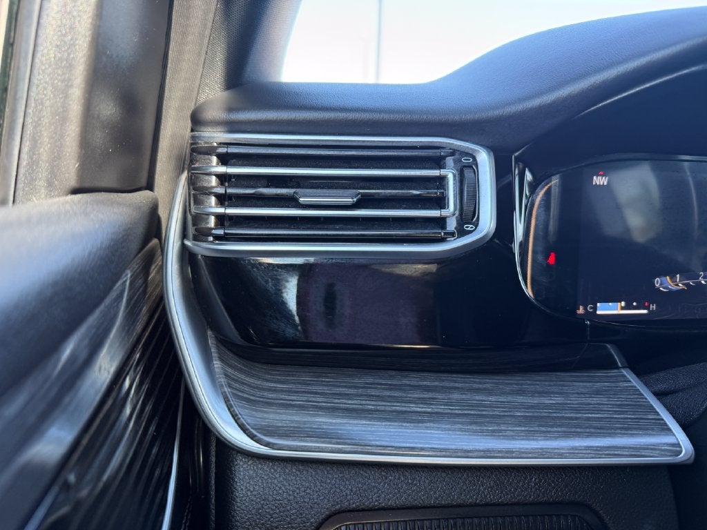 2023 Jeep Wagoneer Series II