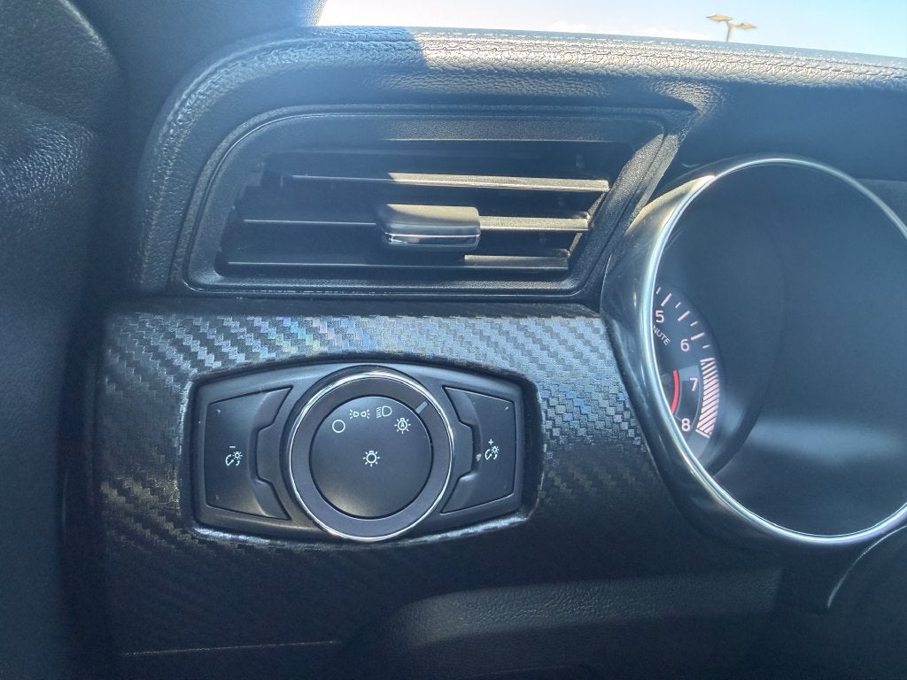 2020 Ford Mustang EcoBoost