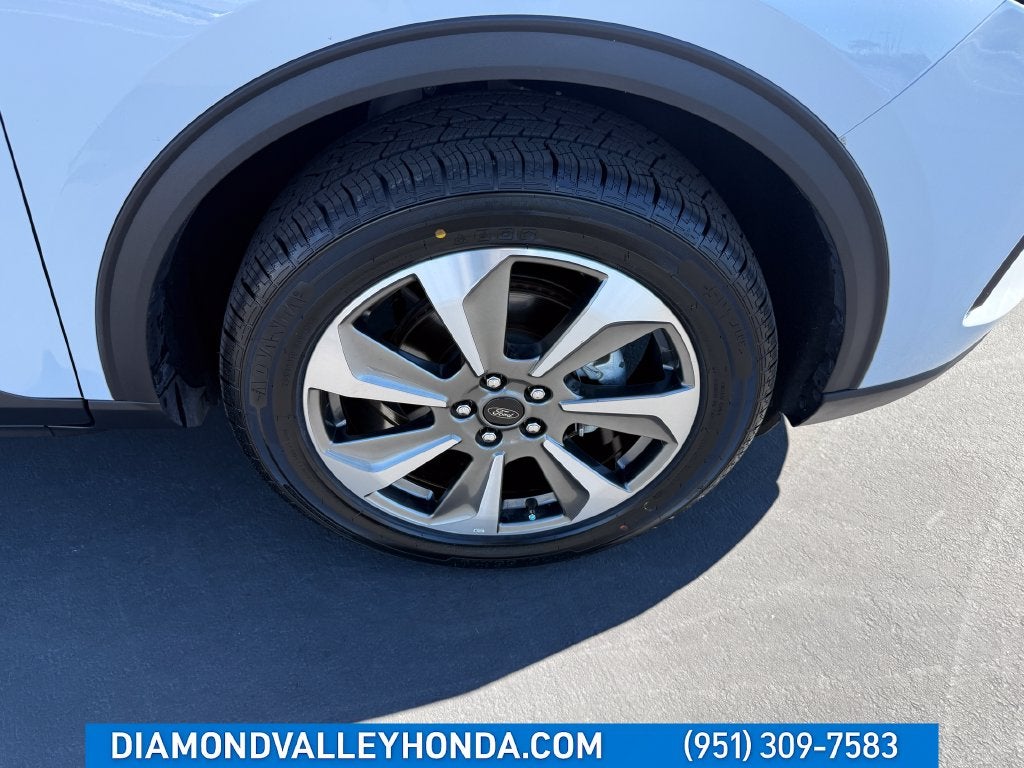 2025 Ford Escape Platinum
