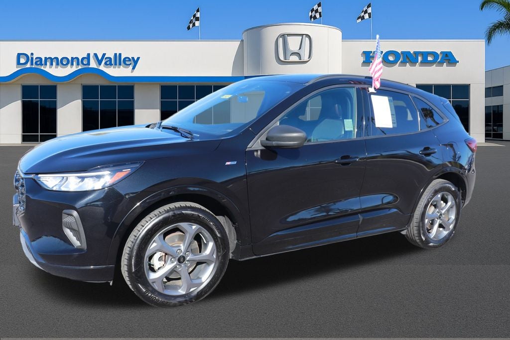 2023 Ford Escape ST-Line