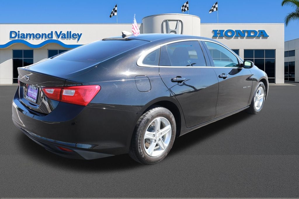 2022 Chevrolet Malibu LS 1LS