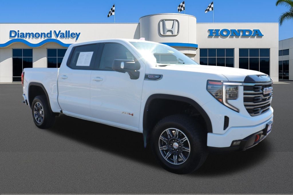 2025 GMC Sierra 1500 AT4