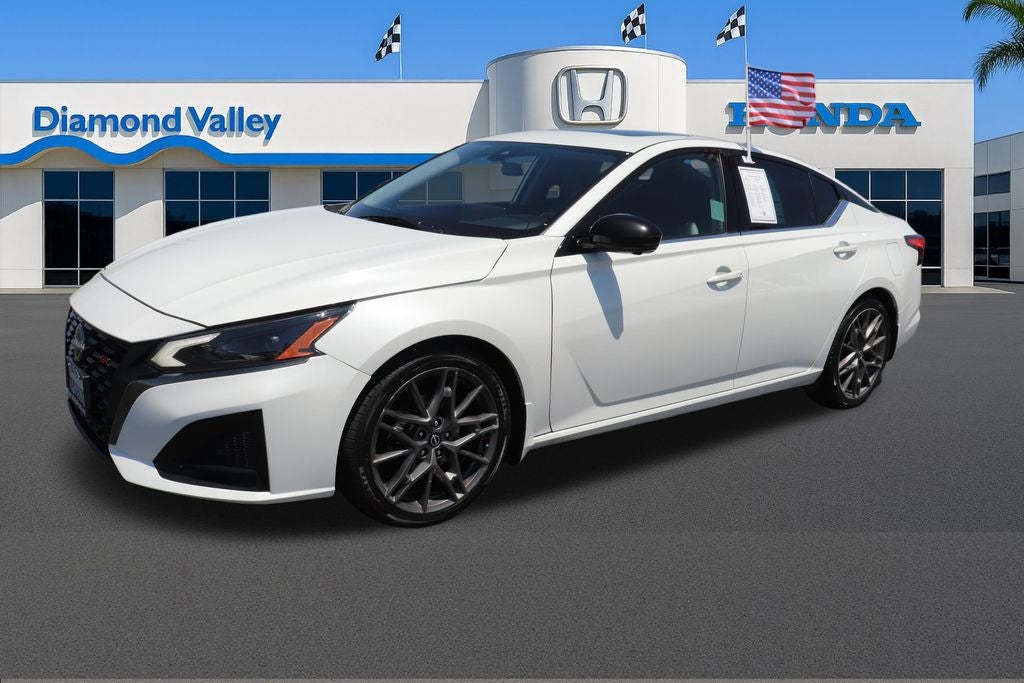 2023 Nissan Altima 2.0 SR