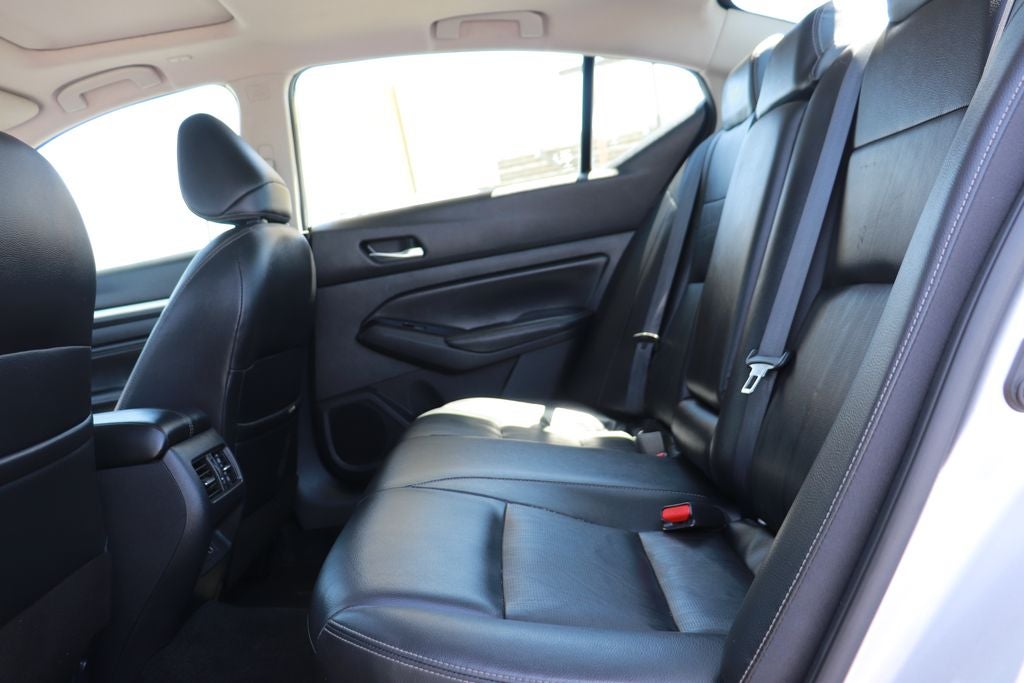2020 Nissan Altima 2.0 Platinum