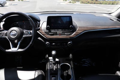 2020 Nissan Altima 2.0 Platinum