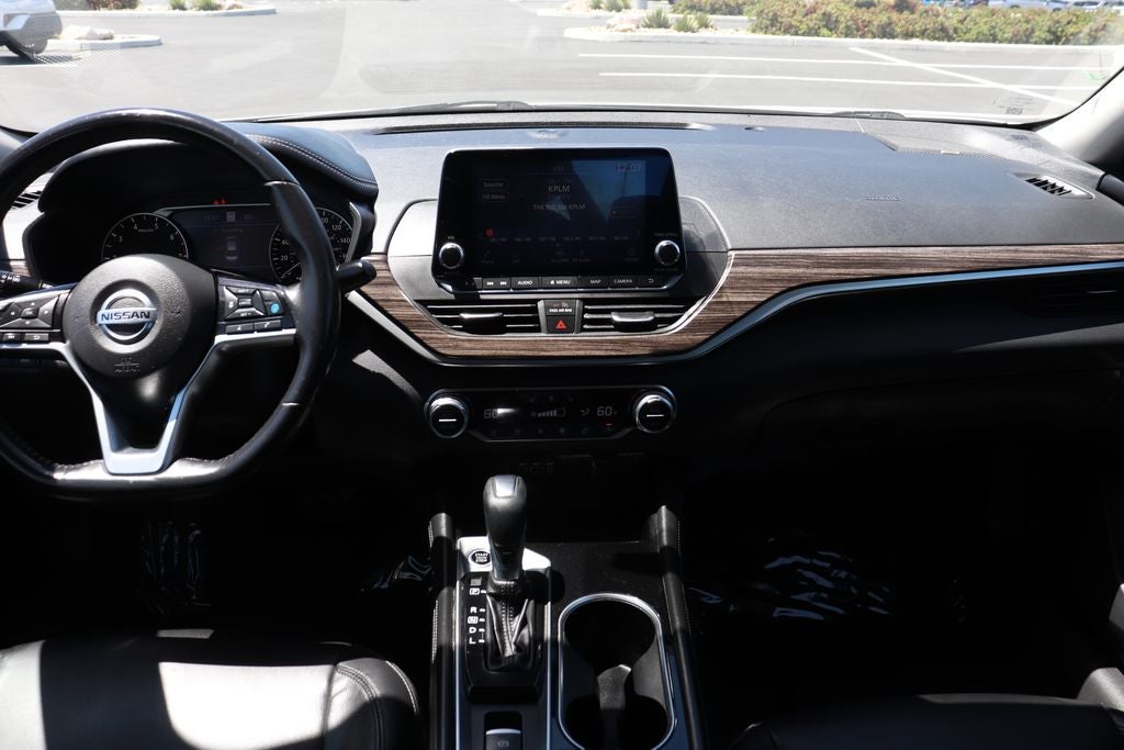 2020 Nissan Altima 2.0 Platinum
