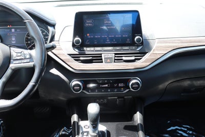 2020 Nissan Altima 2.0 Platinum