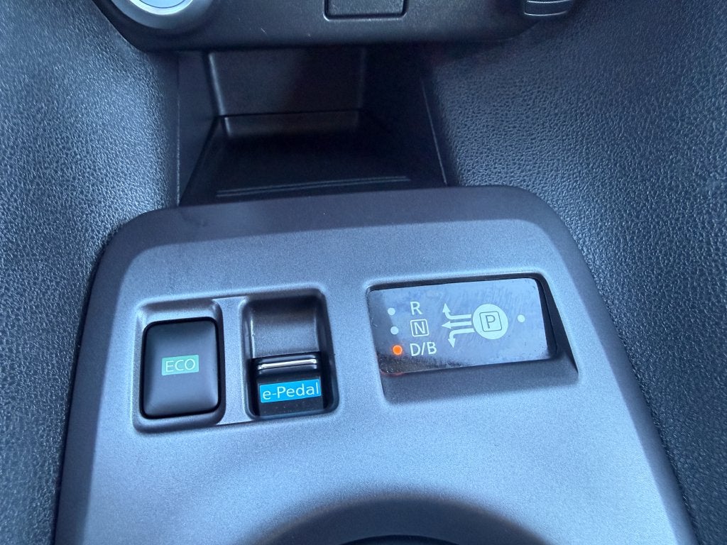 2024 Nissan Leaf S