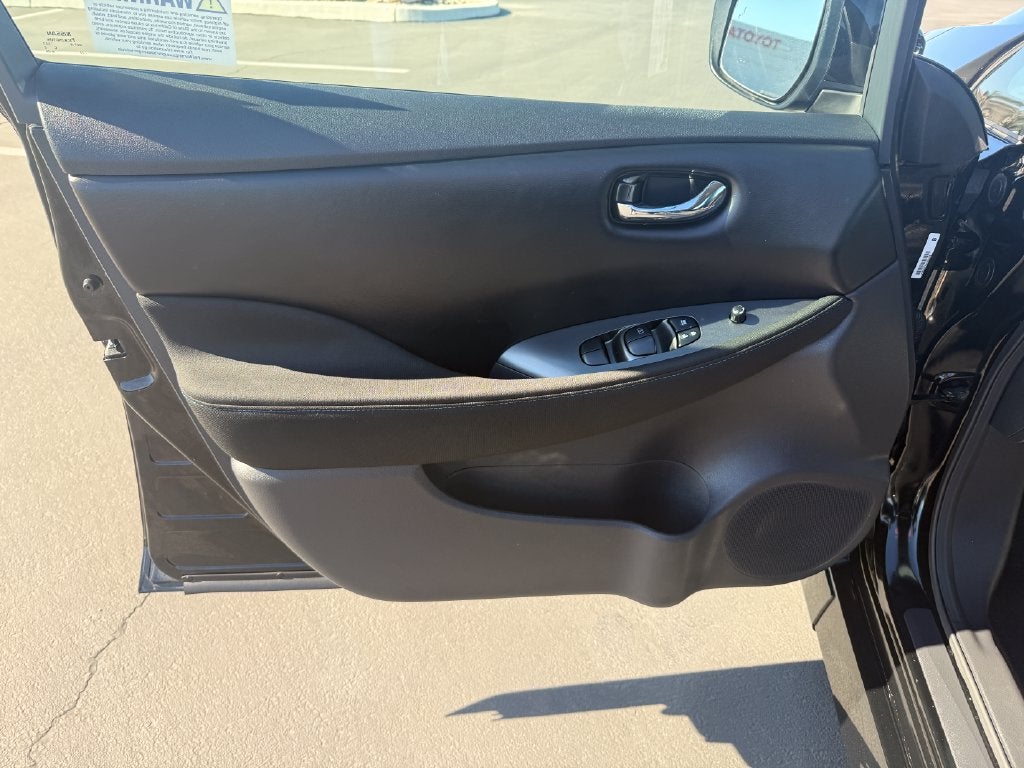 2024 Nissan Leaf S