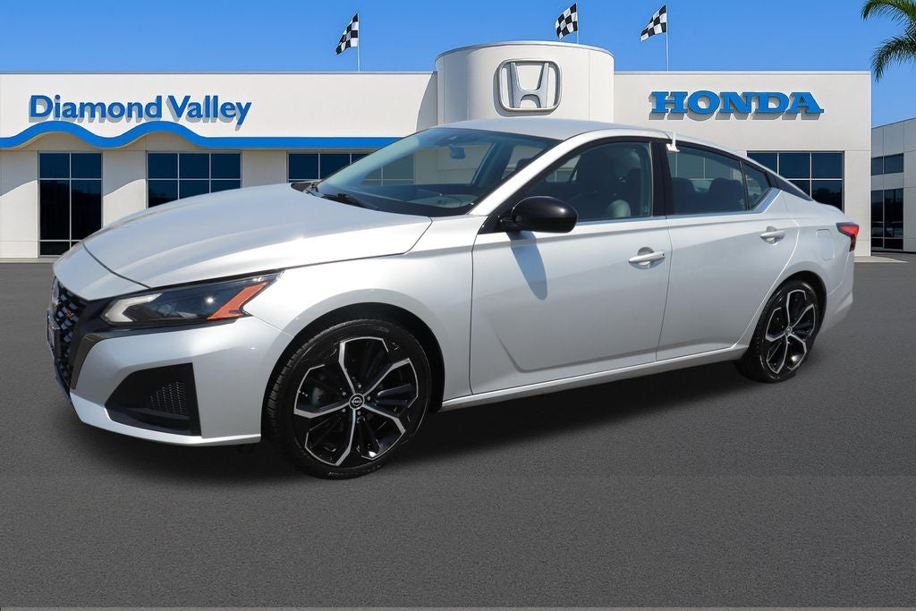 2024 Nissan Altima 2.5 SR