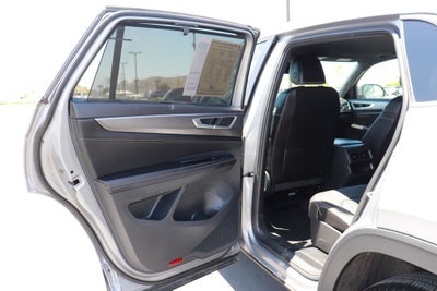 2025 Volkswagen Atlas Cross Sport 2.0T SE w/Technology