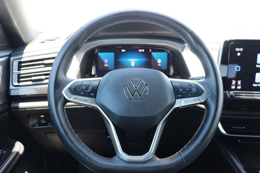 2025 Volkswagen Atlas Cross Sport 2.0T SE w/Technology