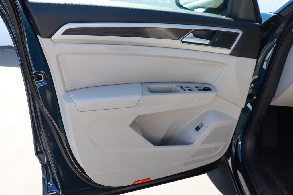 2019 Volkswagen Atlas 3.6L V6 SE R-Line