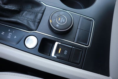 2019 Volkswagen Atlas 3.6L V6 SE R-Line