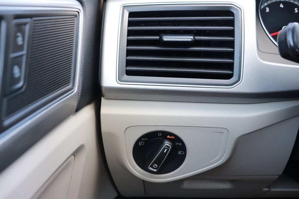 2019 Volkswagen Atlas 3.6L V6 SE R-Line