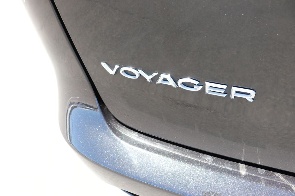 2020 Chrysler Voyager L