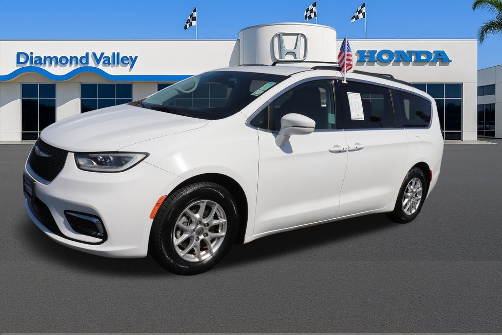 2022 Chrysler Pacifica Touring L