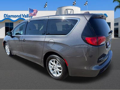 2023 Chrysler Voyager LX