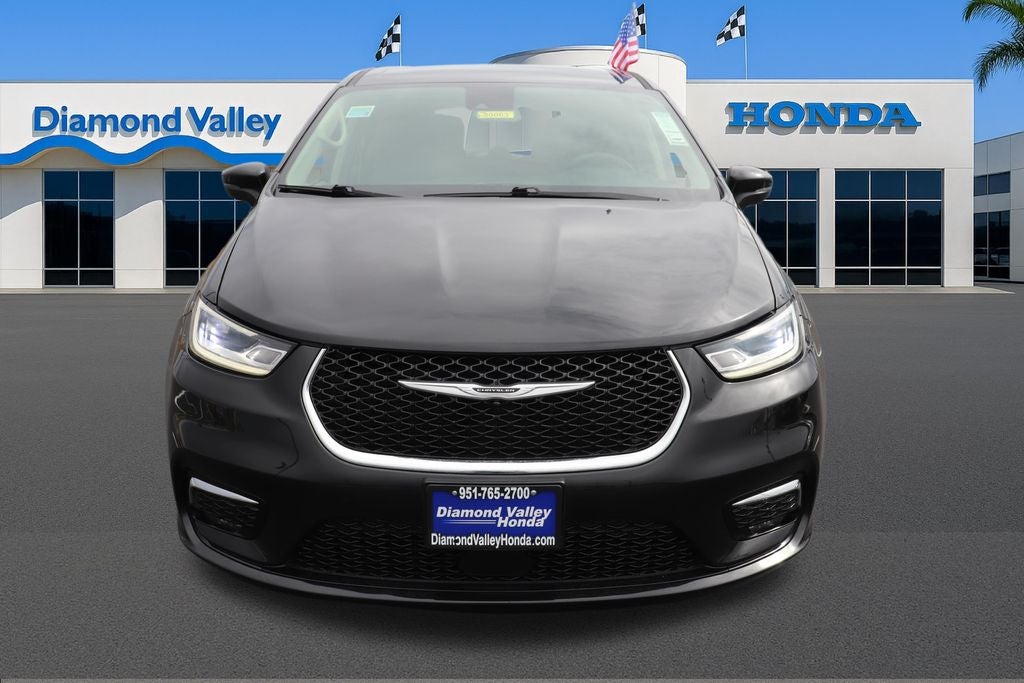 2023 Chrysler Pacifica Hybrid Touring L