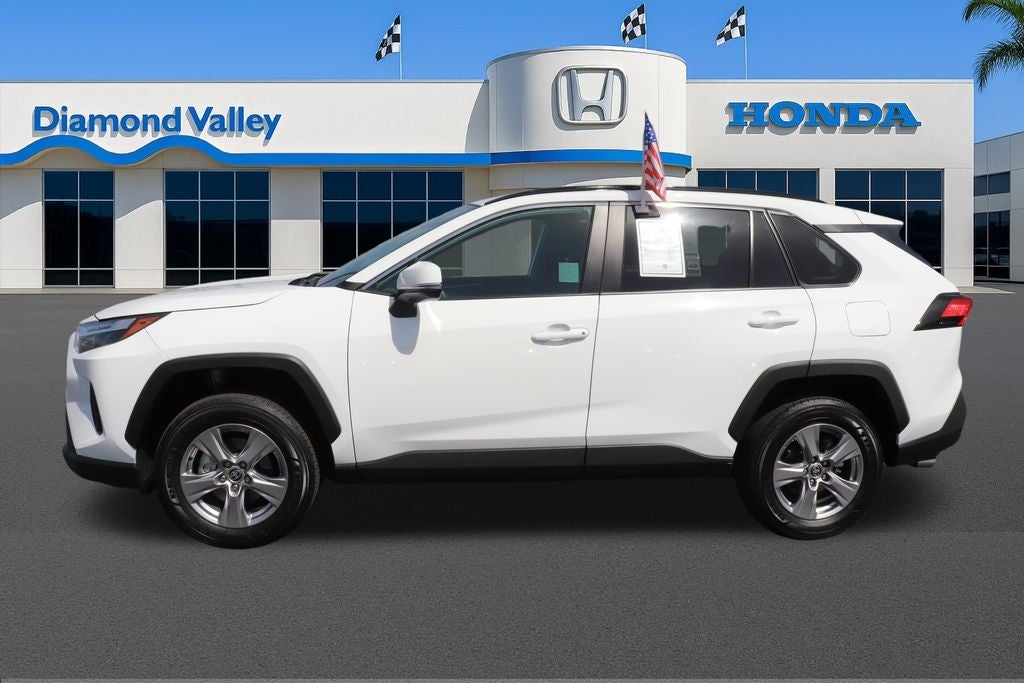 2025 Toyota RAV4 XLE