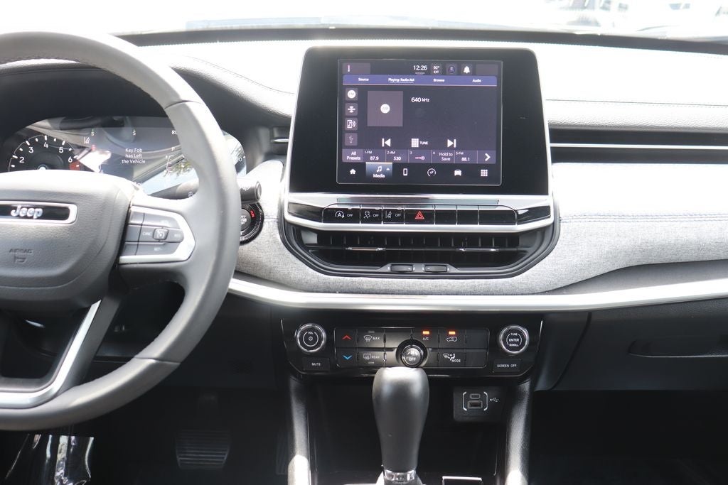 2025 Jeep Compass Latitude