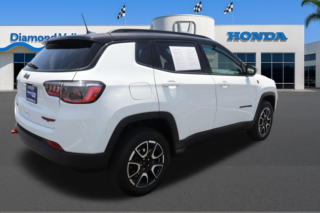 2025 Jeep Compass Trailhawk