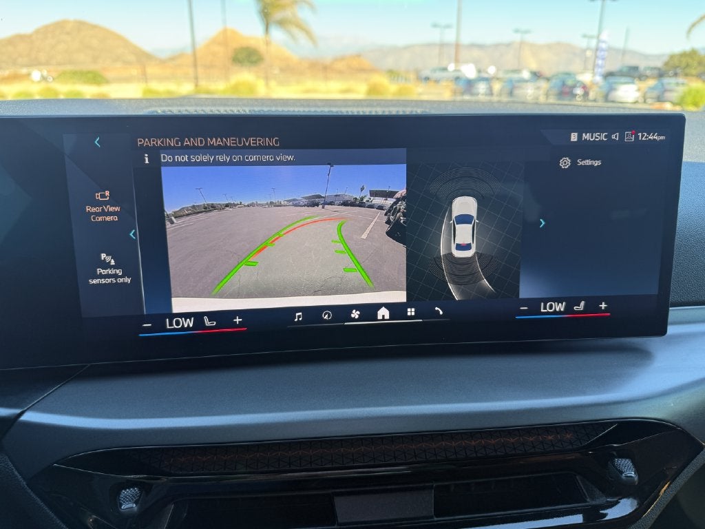 2025 BMW 2 Series 230i