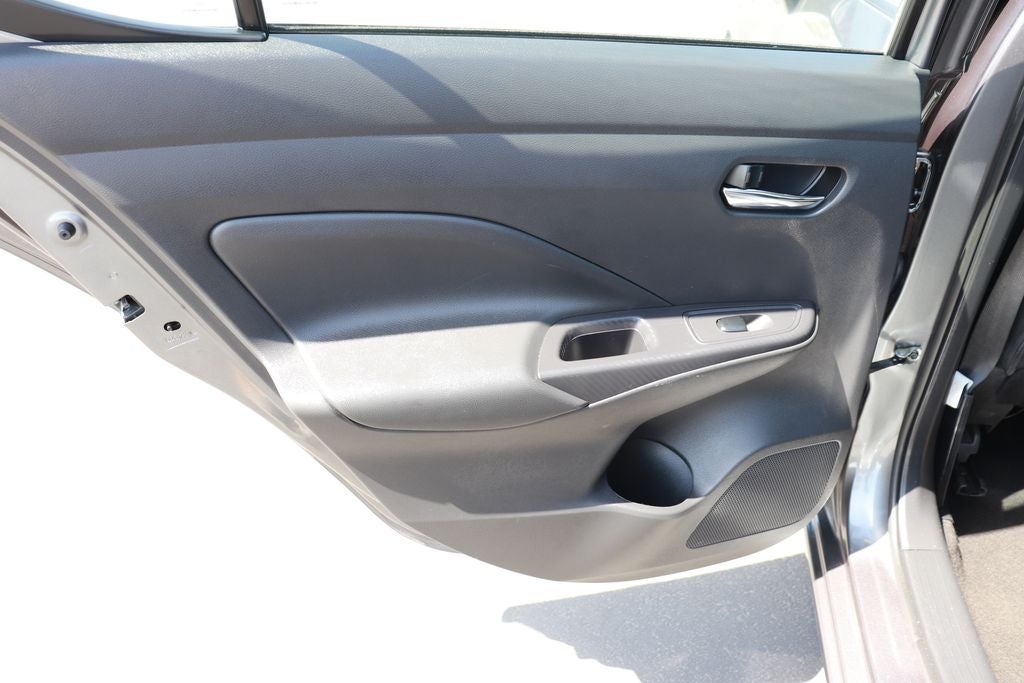 2023 Nissan Versa 1.6 SV