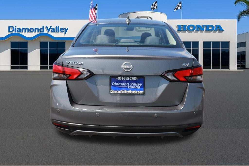 2023 Nissan Versa 1.6 SV
