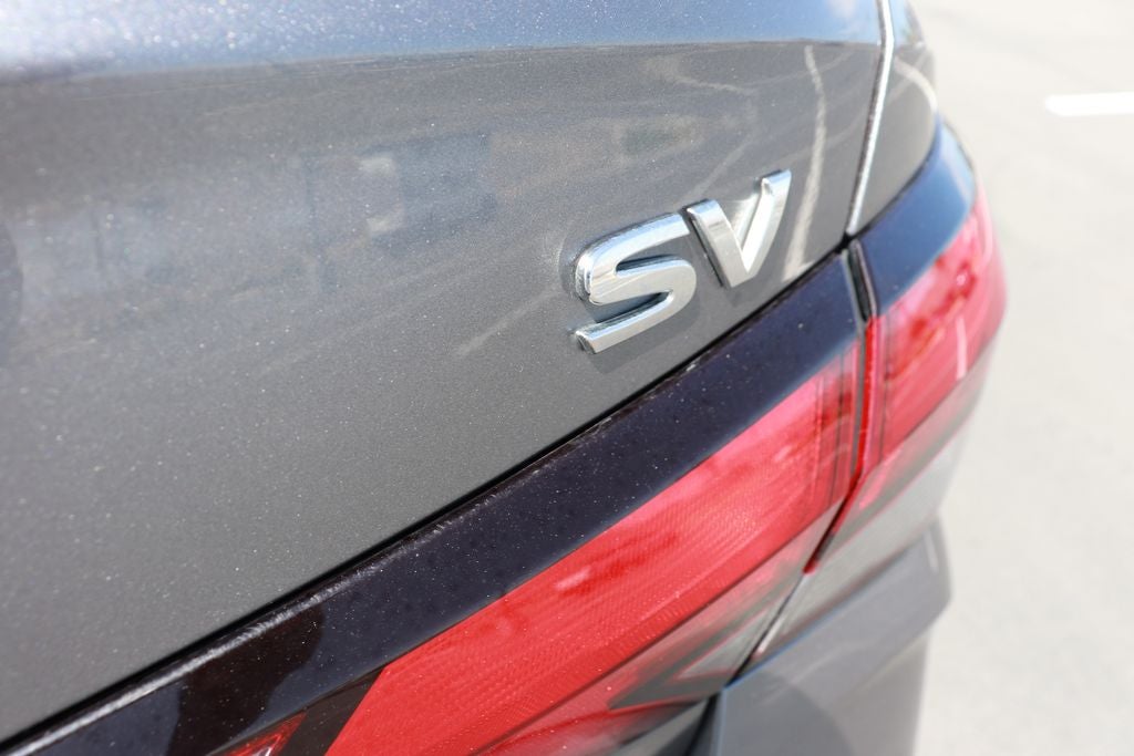 2023 Nissan Versa 1.6 SV