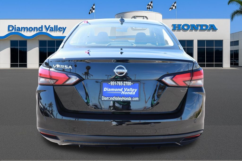 2025 Nissan Versa 1.6 SV