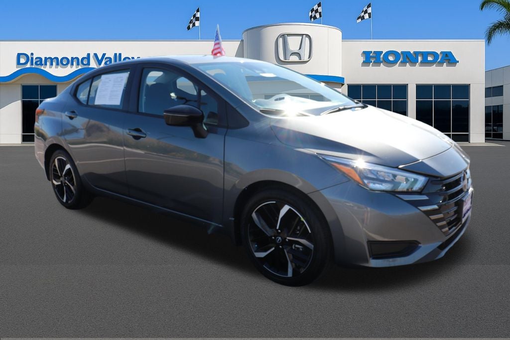 2025 Nissan Versa 1.6 SR