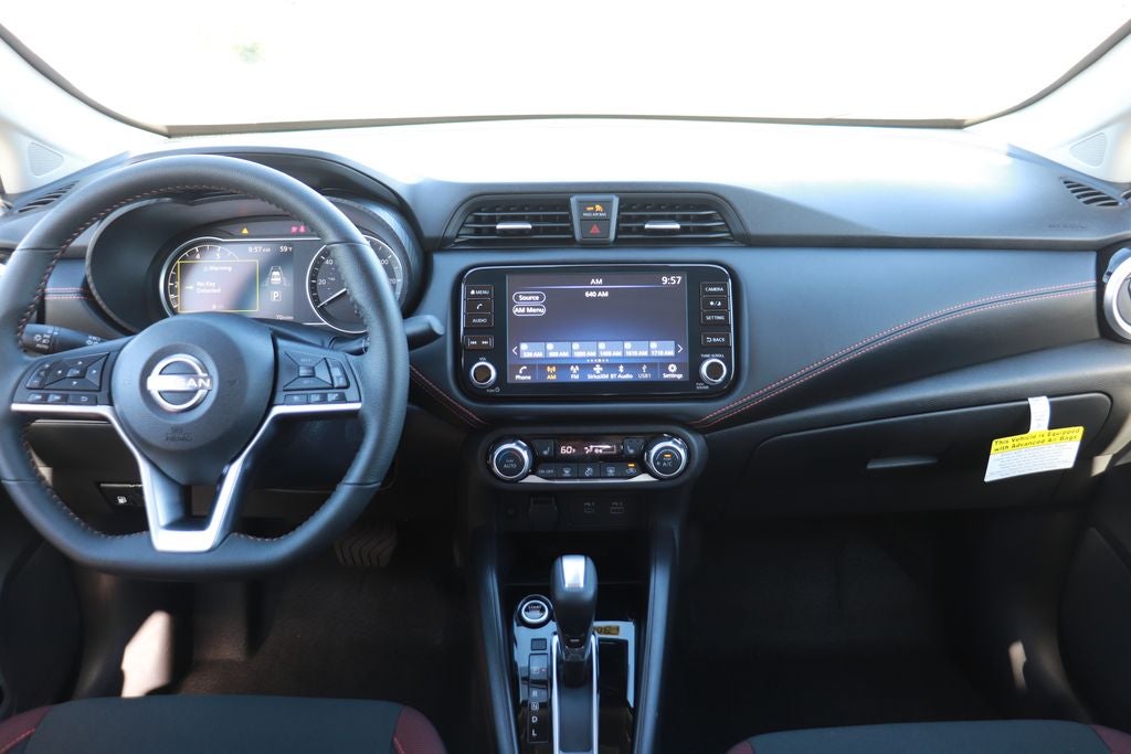 2025 Nissan Versa 1.6 SR