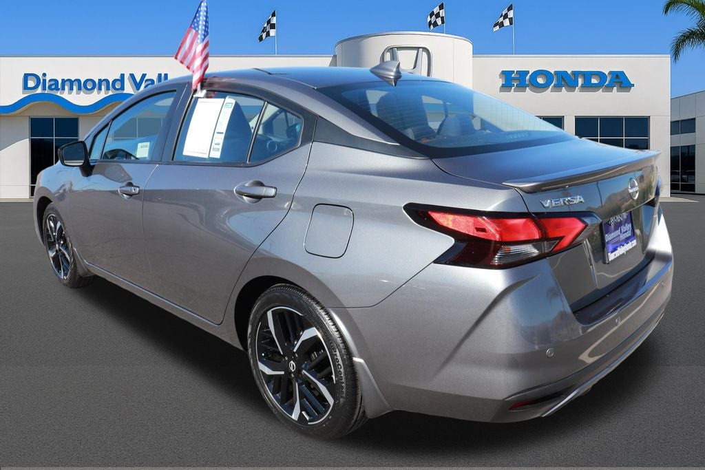 2025 Nissan Versa 1.6 SR