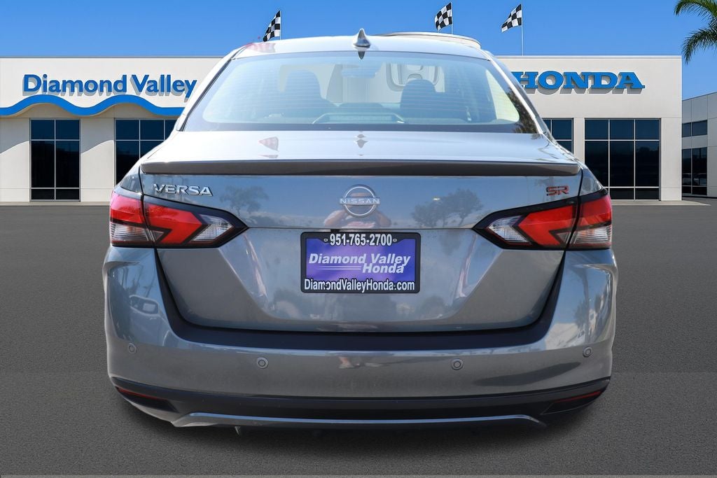 2025 Nissan Versa 1.6 SR