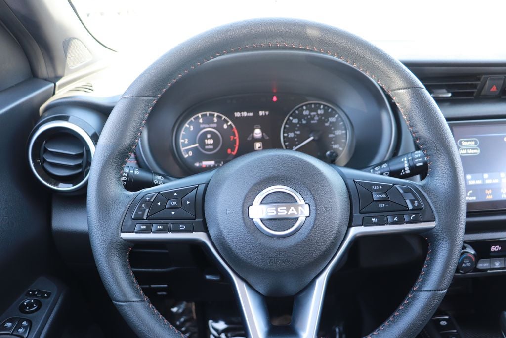 2024 Nissan Kicks SR