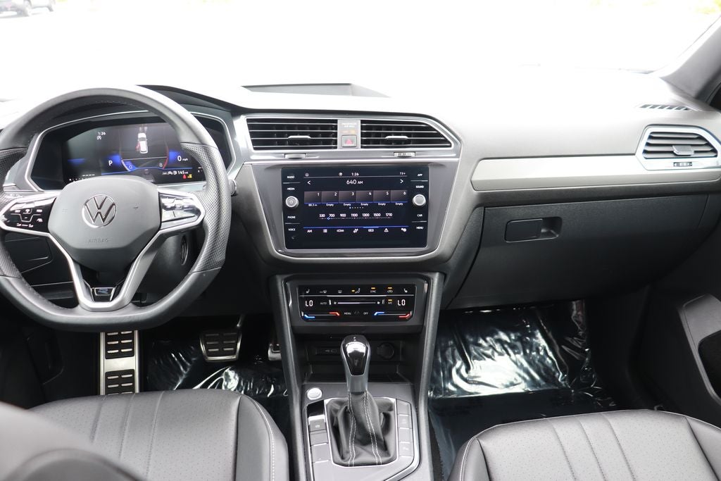 2024 Volkswagen Tiguan 2.0T SE R-Line Black