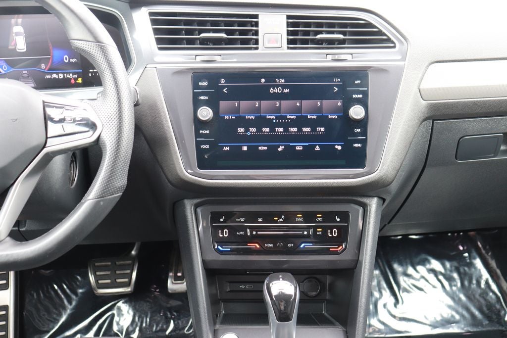2024 Volkswagen Tiguan 2.0T SE R-Line Black