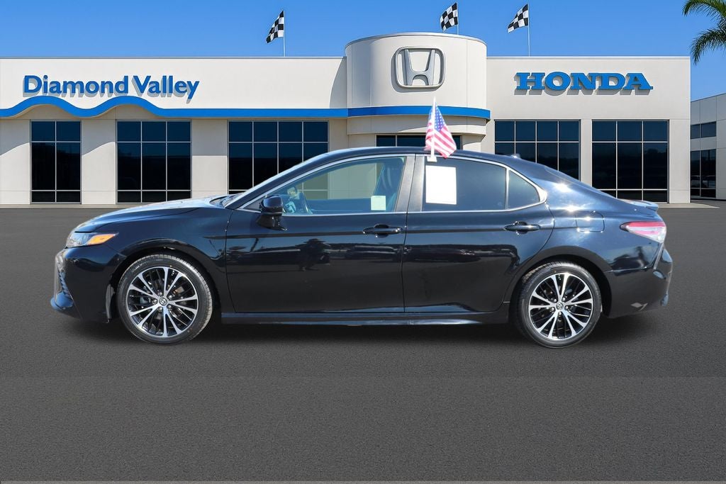 2019 Toyota Camry SE