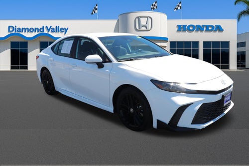 2025 Toyota Camry Hybrid SE