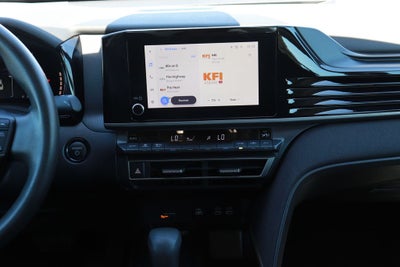 2025 Toyota Camry Hybrid LE