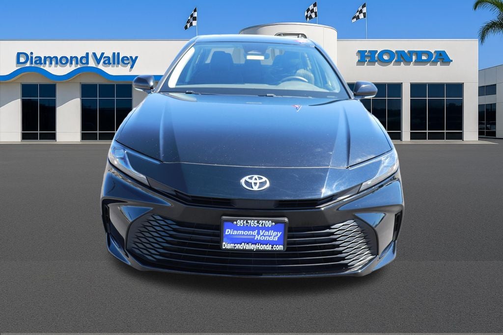2025 Toyota Camry Hybrid LE