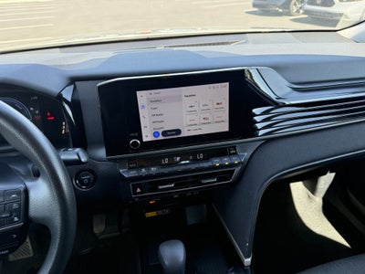 2025 Toyota Camry Hybrid LE