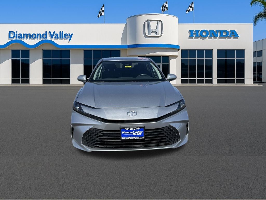 2025 Toyota Camry Hybrid LE