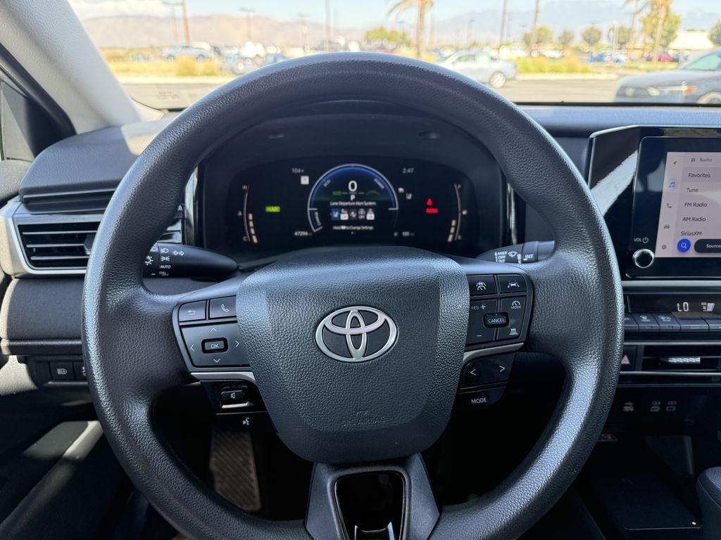 2025 Toyota Camry Hybrid LE