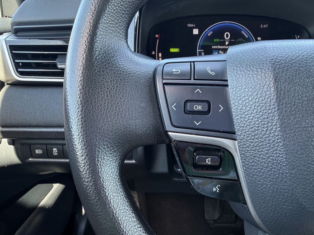 2025 Toyota Camry Hybrid LE