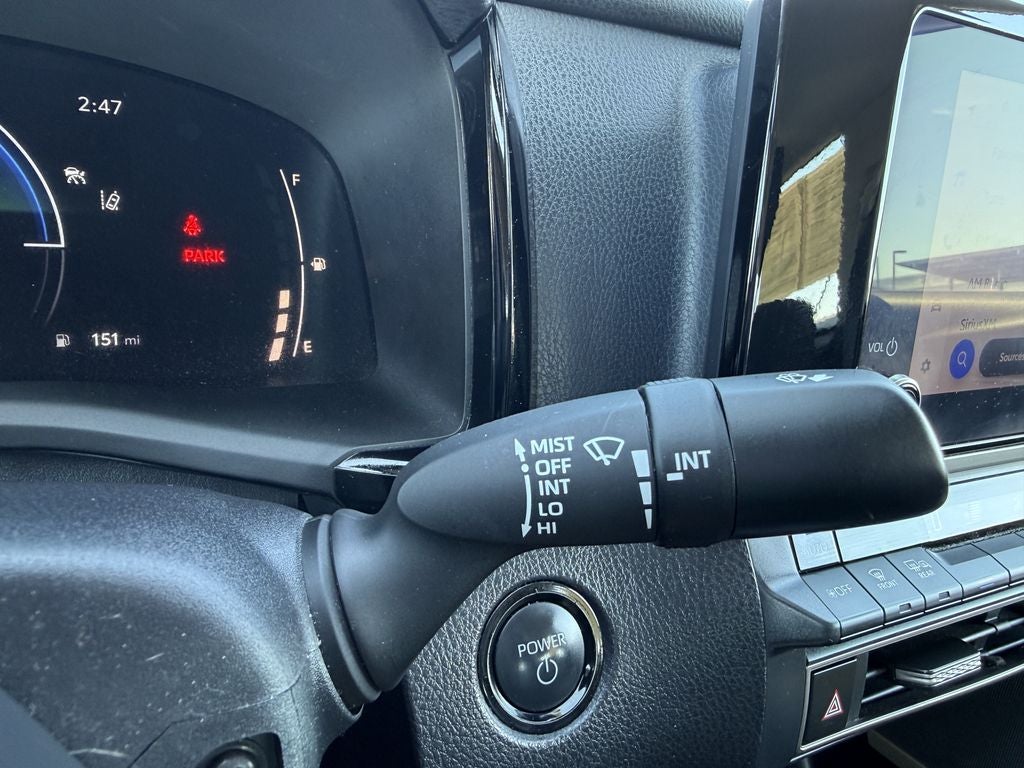 2025 Toyota Camry Hybrid LE