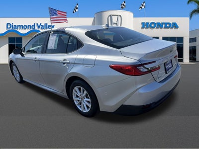 2025 Toyota Camry Hybrid LE
