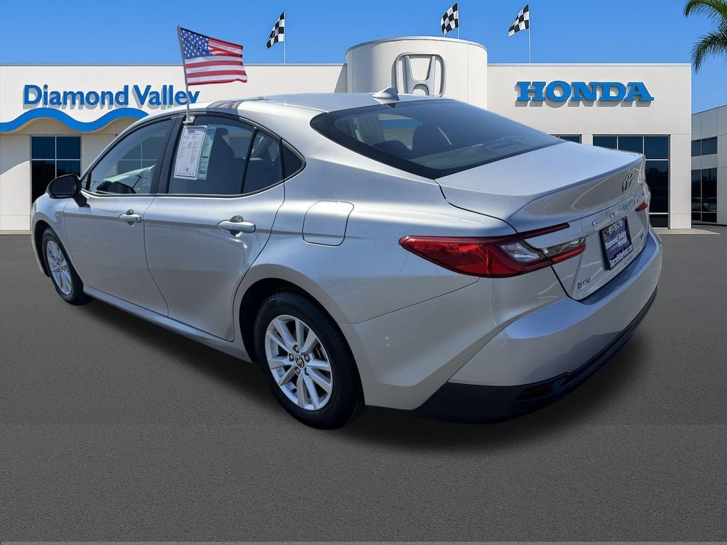 2025 Toyota Camry Hybrid LE