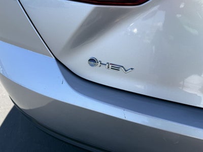 2025 Toyota Camry Hybrid LE